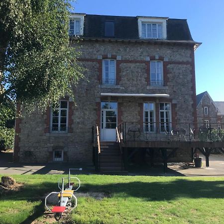 Auberge Ti'Gousket Guingamp Buitenkant foto